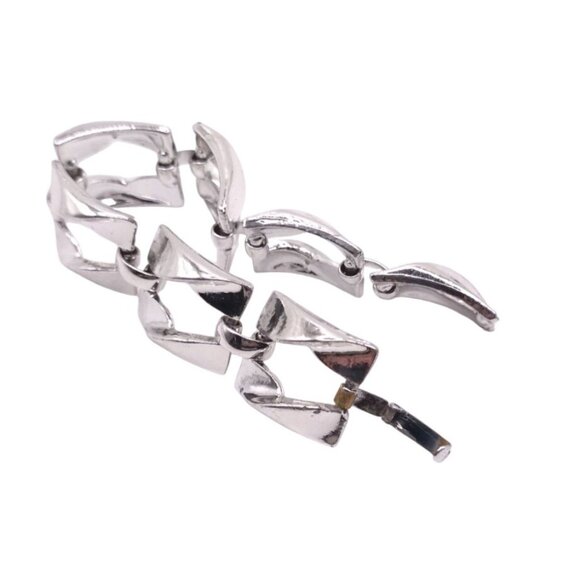 Silver-Tone Geometric Link Bracelet For Women Modern Design Polished Finish - Picture 2 of 6